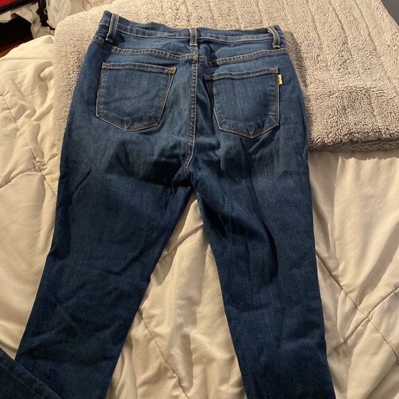 Skinny. High waisted. Ripped. - Picture 2 of 3